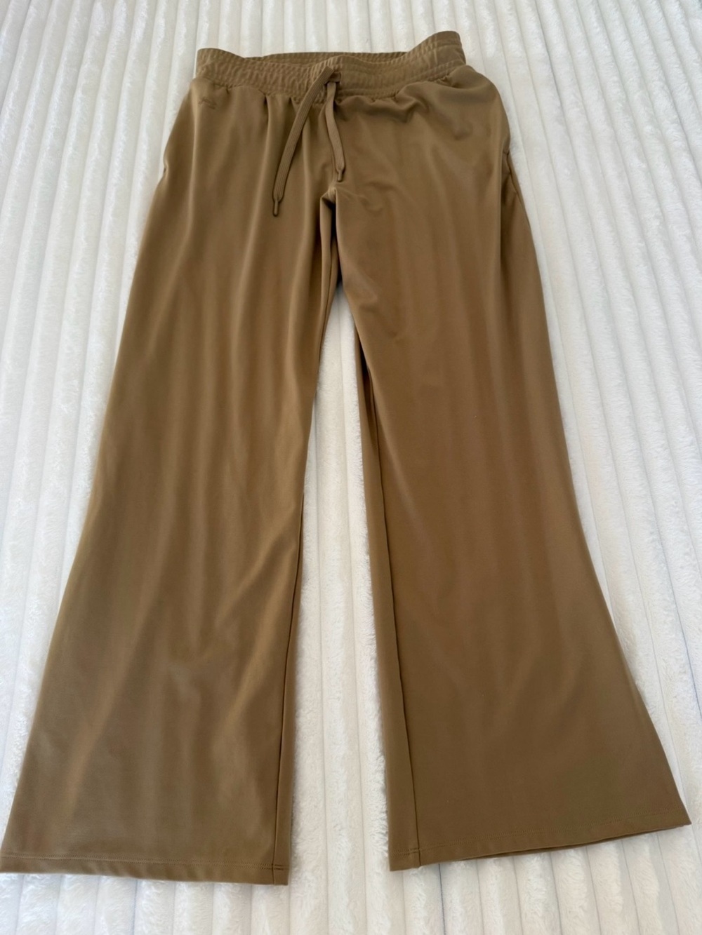 Under Armour Women's Pants Sz Large Tan Brown Wide Leg Drawstring Stretch